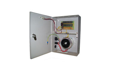 18 चैनल सीसीटीवी बिजली की आपूर्ति 12VDC 400W 13Amp सीई प्रमाणित के साथ