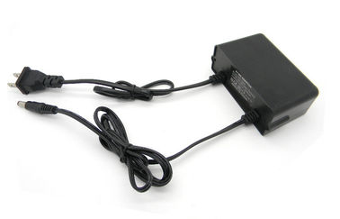 डीसी पावर एडाप्टर 40W DC12V 3Amp 6 चैनल के लिए उच्च वोल्ट एसी सीसीटीवी, RoHS अनुमोदन