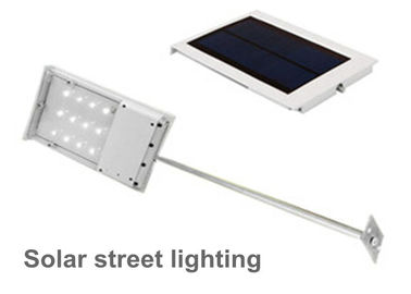 पानी के सबूत सौर प्रेरण स्ट्रीट लाइट Dimmable 110V 220V 6500K सीई ROHS उल